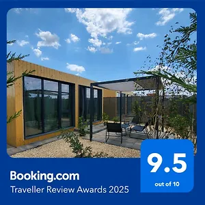 https://casa-en-sol-blue-therme.bucharesthotelsnow.com